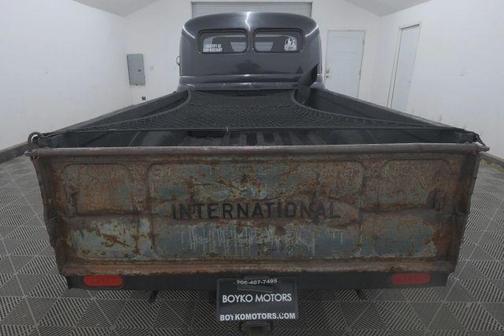 1950 International L-121 NULL