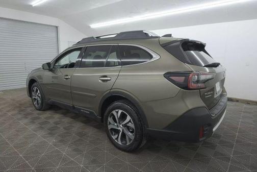 2022 Subaru Outback Touring XT