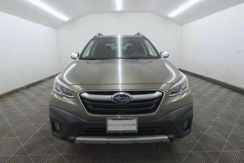 2022 Subaru Outback Touring XT