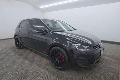2017 Volkswagen Golf TSI Wolfsburg Edition 4-Door