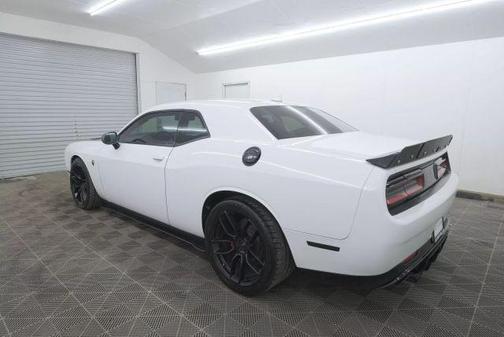 2015 Dodge Challenger SRT Hellcat