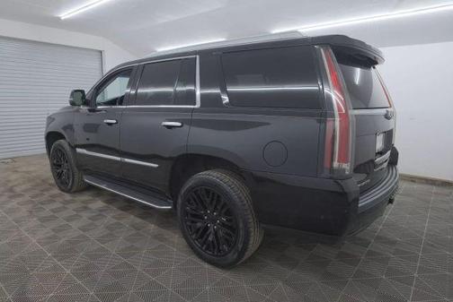 2018 Cadillac Escalade Luxury