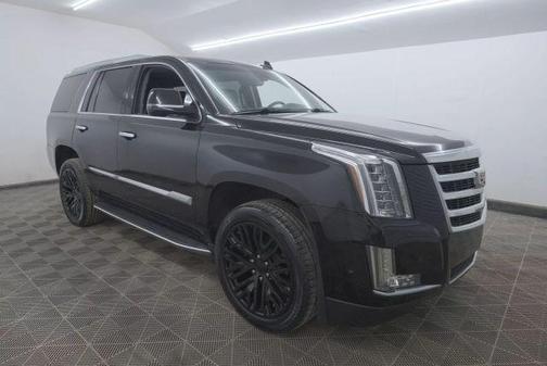2018 Cadillac Escalade Luxury