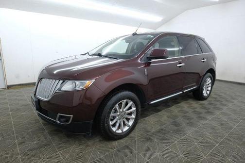 Bordeaux Reserve Red Metallic 2011 Lincoln MKX Base