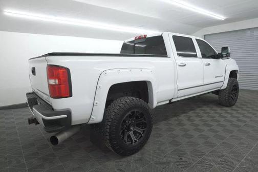 2016 GMC Sierra 2500 Denali
