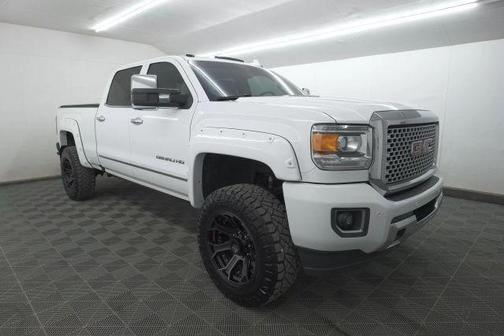 2016 GMC Sierra 2500 Denali