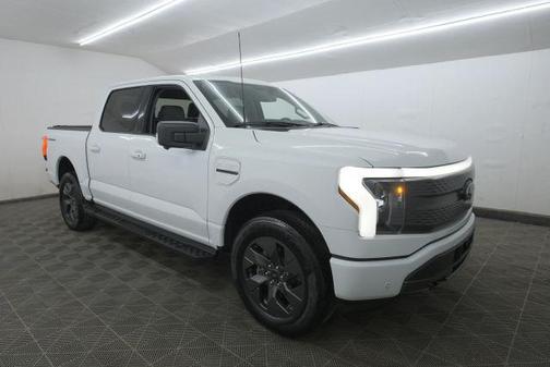 2023 Ford F-150 Lightning XLT