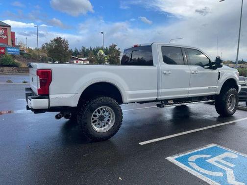 2017 Ford F-350 Lariat Super Duty