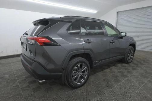 2025 Toyota RAV4 Hybrid XLE Premium