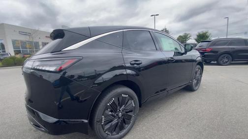 Super Black 2027 Nissan Murano Platinum