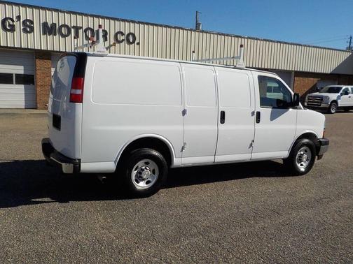 2017 Chevrolet Express 2500 Work Van