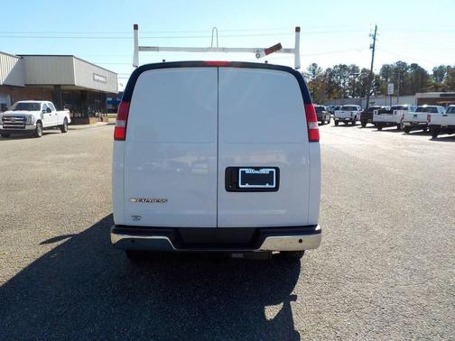 2017 Chevrolet Express 2500 Work Van