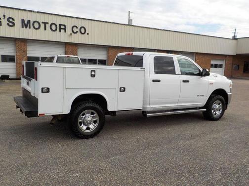 2021 RAM 2500 Tradesman Crew Cab 4x4 8' Box