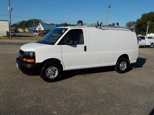 2020 Chevrolet Express 2500 RWD 2500 Regular Wheelbase WT