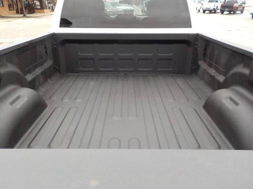 2022 RAM 2500 Tradesman Crew Cab 4x4 8' Box