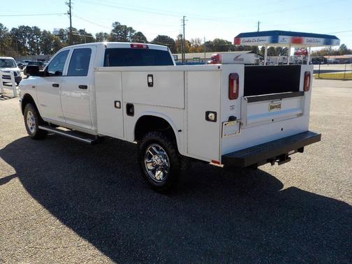 2021 RAM 2500 Tradesman Crew Cab 4x4 8' Box