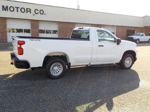 Summit White 2023 Chevrolet Silverado 1500 WT