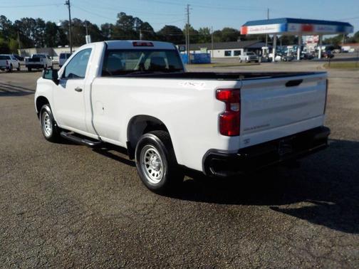 Summit White 2023 Chevrolet Silverado 1500 WT