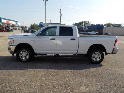 2021 RAM 2500 Tradesman Crew Cab 4x4 6'4' Box