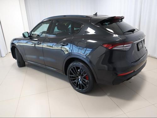 2022 Maserati Levante Modena
