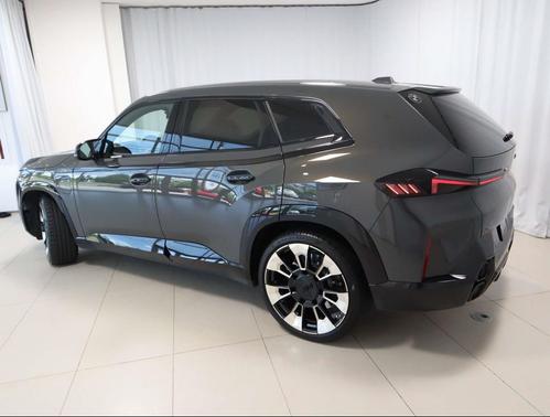 Dravit Grey Metallic 2023 BMW XM Base