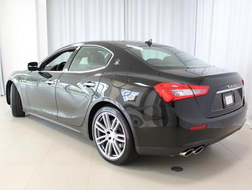2016 Maserati Ghibli S