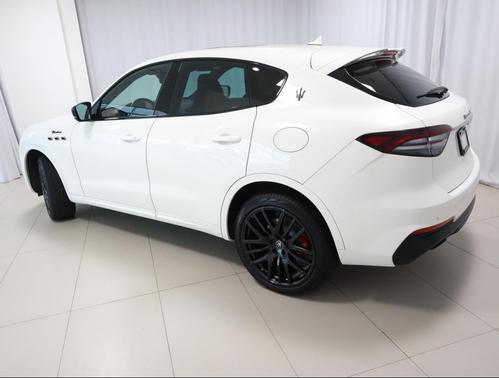2022 Maserati Levante Modena