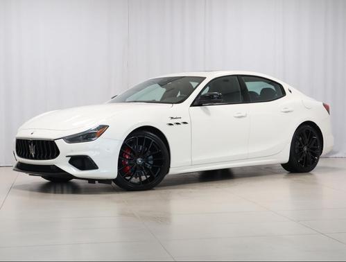 2024 Maserati Ghibli Modena