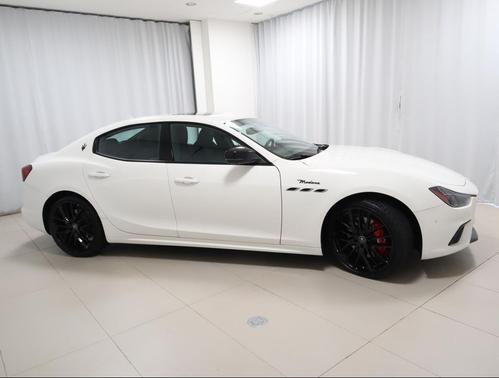 2024 Maserati Ghibli Modena