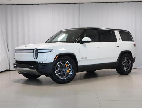 2023 Rivian R1S Adventure