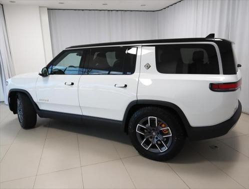 2023 Rivian R1S Adventure