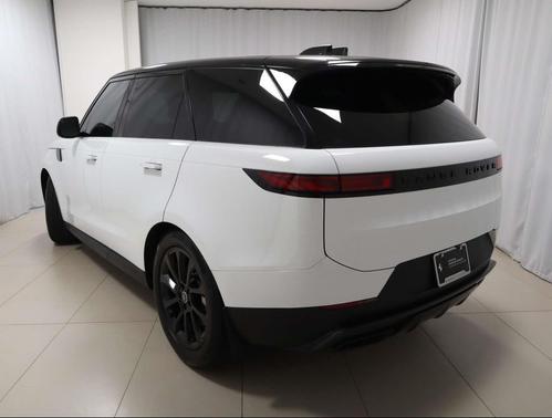 2025 Land Rover Range Rover Sport SE