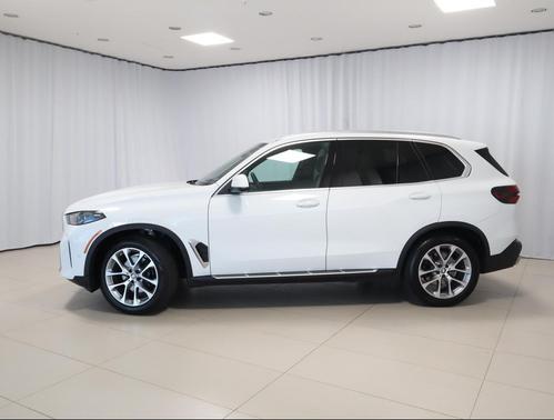 Alpine White 2025 BMW X5 xDrive40i