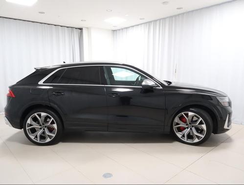 2023 Audi RS Q8 4.0T
