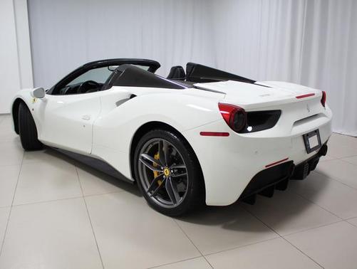 2018 Ferrari 488 Spider Base