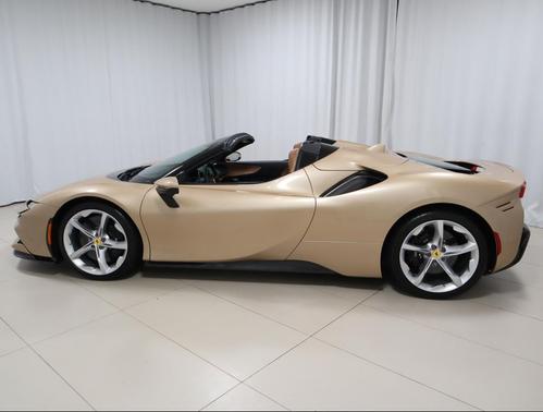 Grigio Silverstone Metallic 2022 Ferrari SF90 Spider Convertible