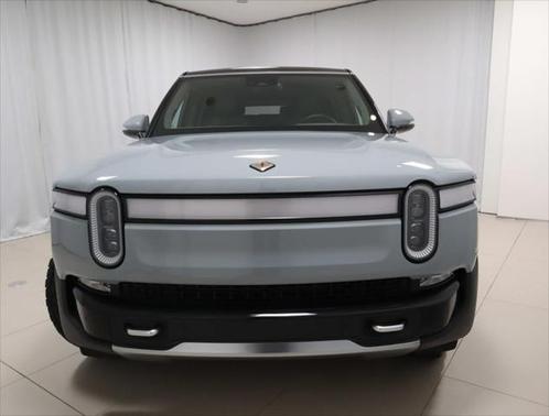 2023 Rivian R1S Adventure