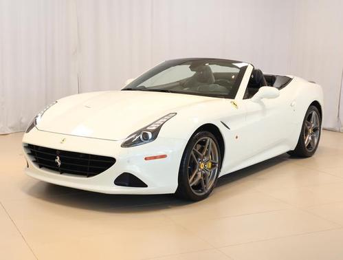2016 Ferrari California T