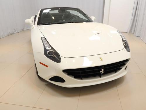 2016 Ferrari California T
