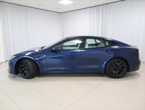 2024 Tesla Model S Long Range