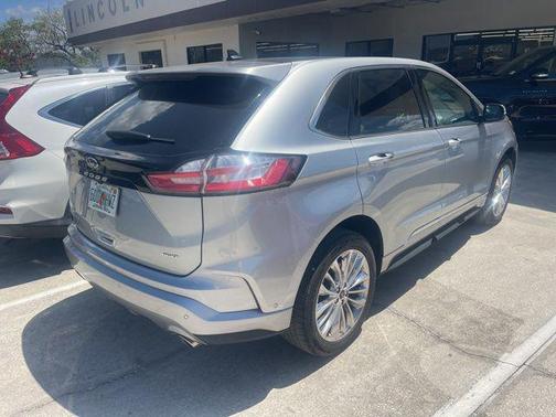 Iconic Silver Metallic 2024 Ford Edge Titanium