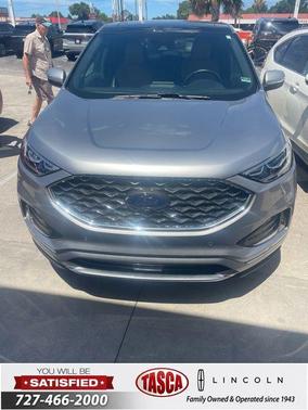 Iconic Silver Metallic 2024 Ford Edge Titanium