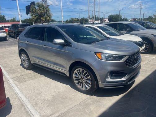 Iconic Silver Metallic 2024 Ford Edge Titanium