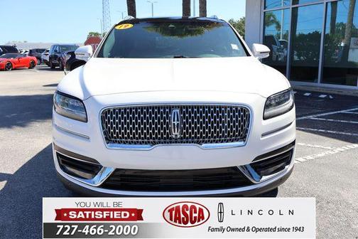 White Platinum Metallic Tri-Coat 2019 Lincoln Nautilus Reserve