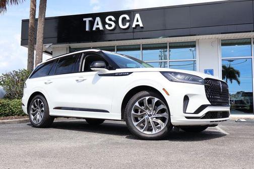 Pristine White Metallic Tri-Coat 2026 Lincoln Aviator Premiere