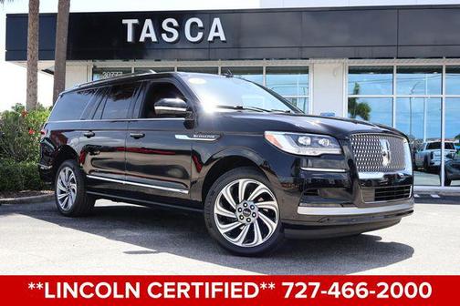 Infinite Black Metallic Clearcoat 2023 Lincoln Navigator Reserve