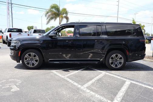 Diamond Black Crystal Pearlcoat 2024 Jeep Wagoneer L Series II 4x4