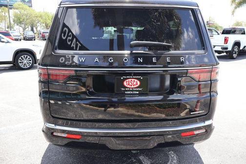 Diamond Black Crystal Pearlcoat 2024 Jeep Wagoneer L Series II 4x4