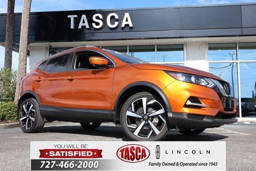 Monarch Orange Metallic 2021 Nissan Rogue Sport SL
