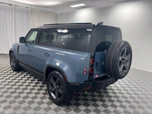 Tasman Blue Metallic 2023 Land Rover Defender 110 X-Dynamic SE